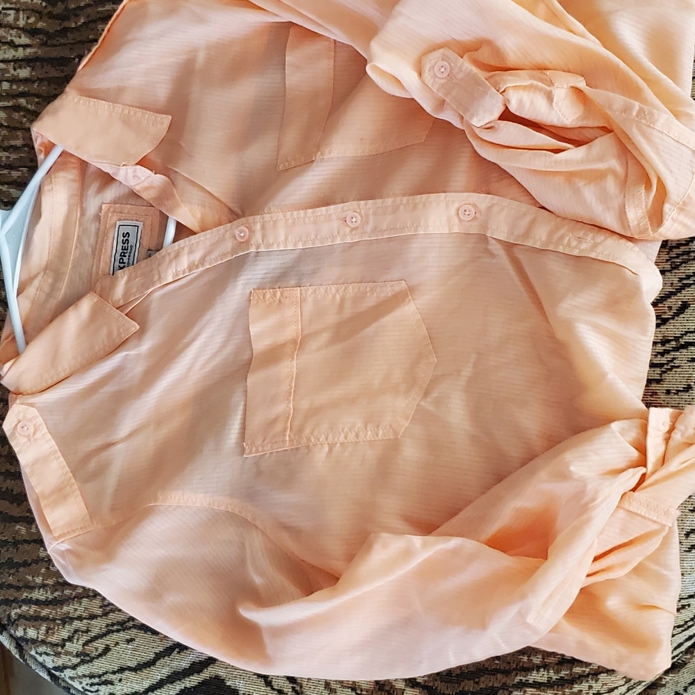 Express button up top size Medium